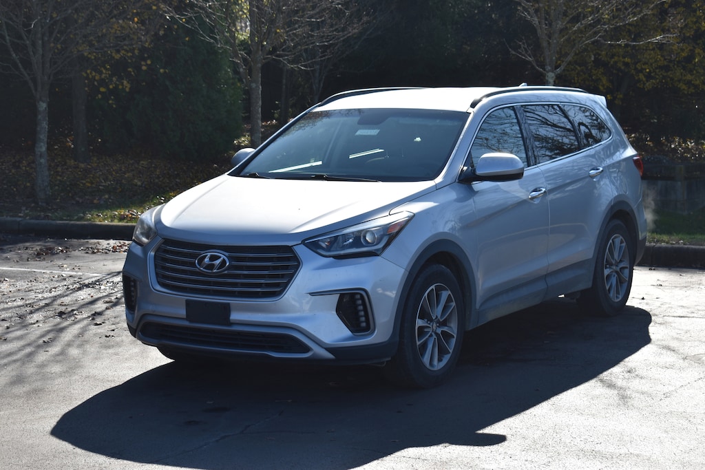 Used 2017 Hyundai Santa Fe SE SUV