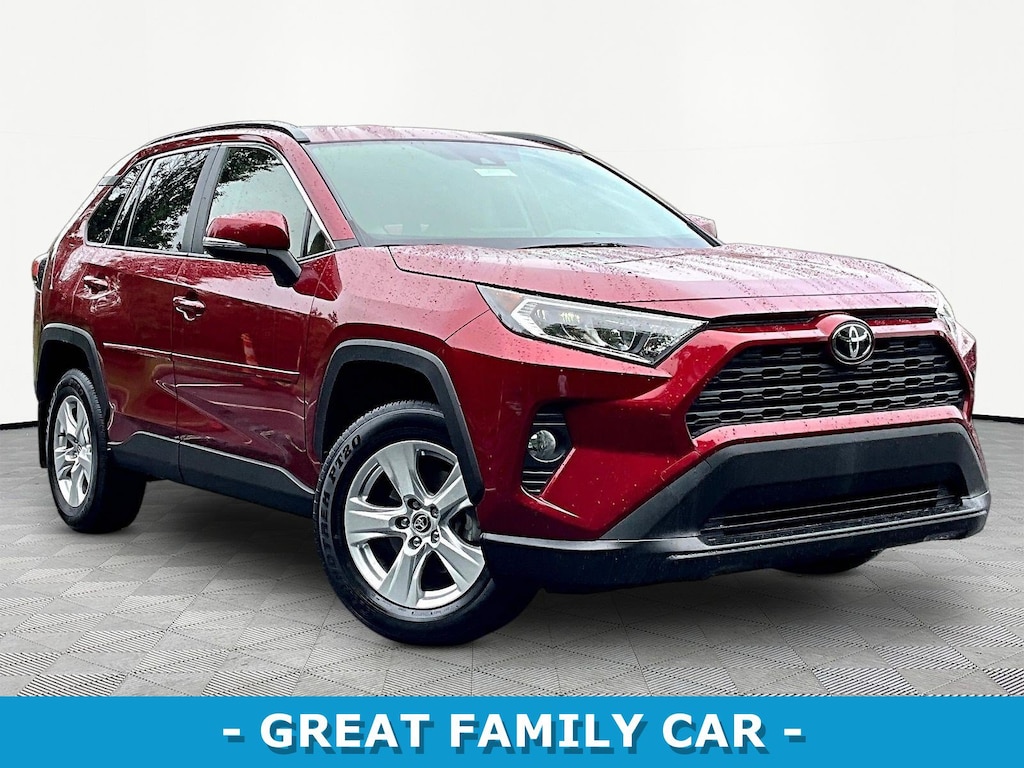 Used 2021 Toyota RAV4 XLE SUV