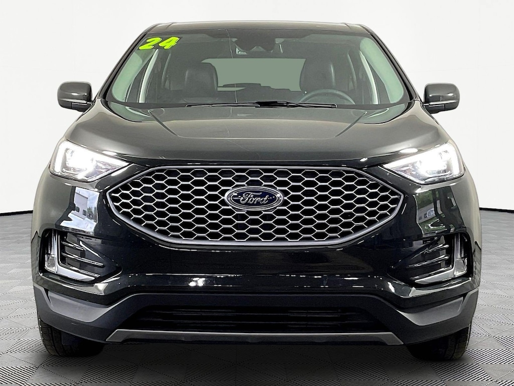 Used 2024 Ford Edge SUV