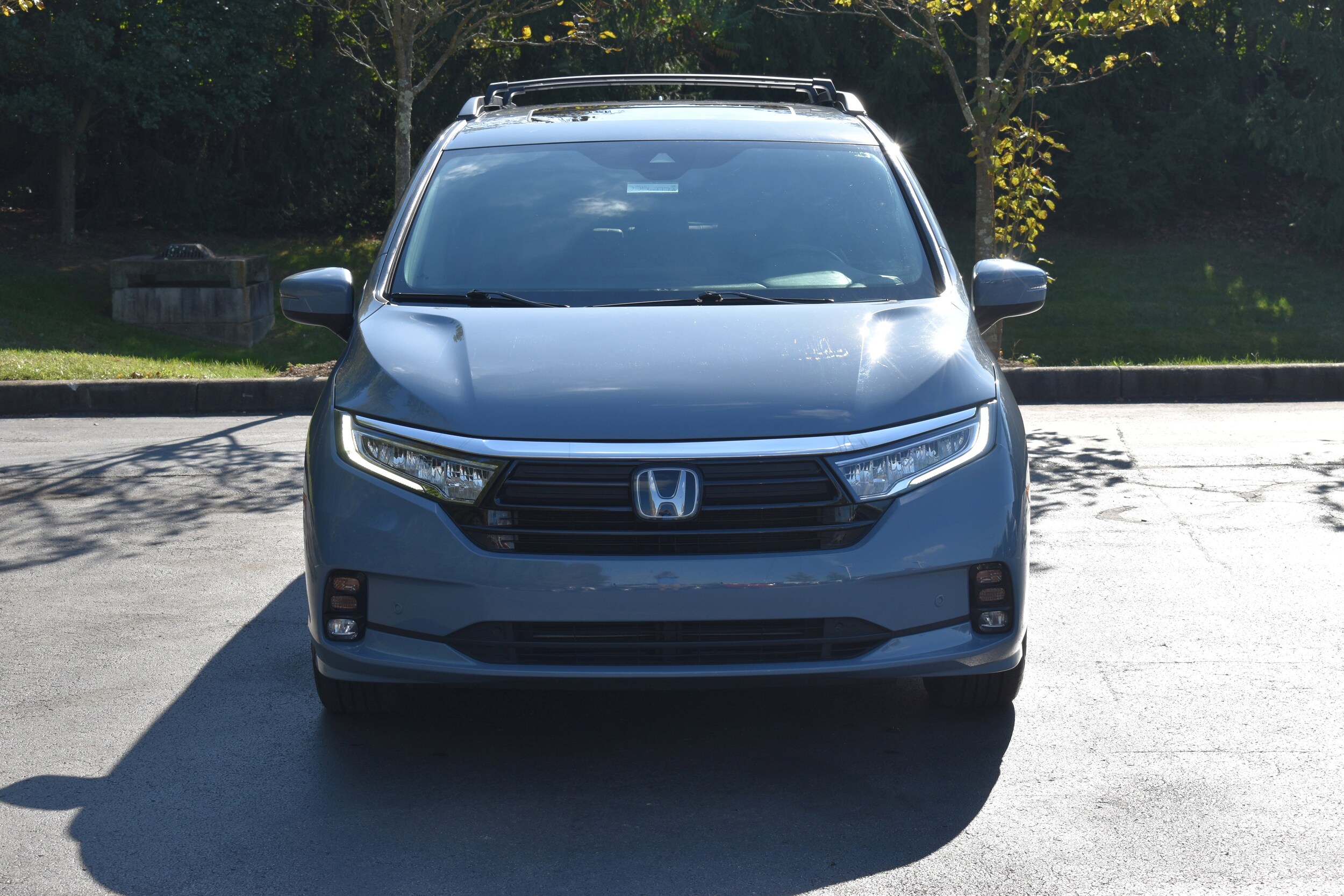 2023 Honda Odyssey Touring photo 2