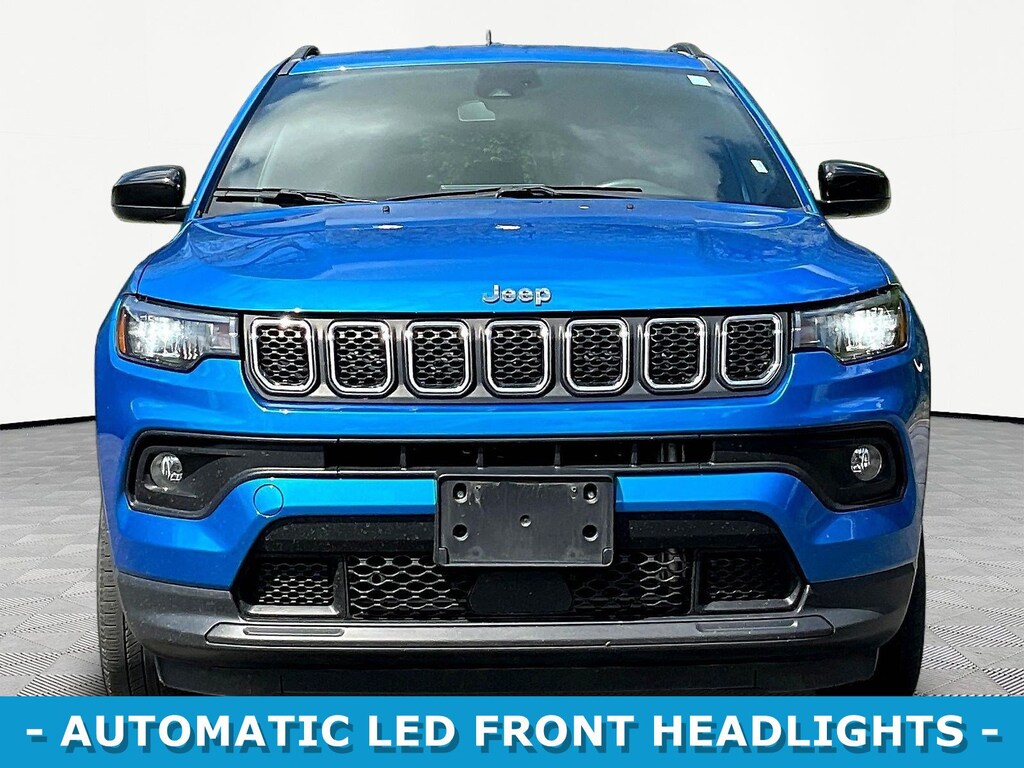Used 2024 Jeep Compass Latitude SUV