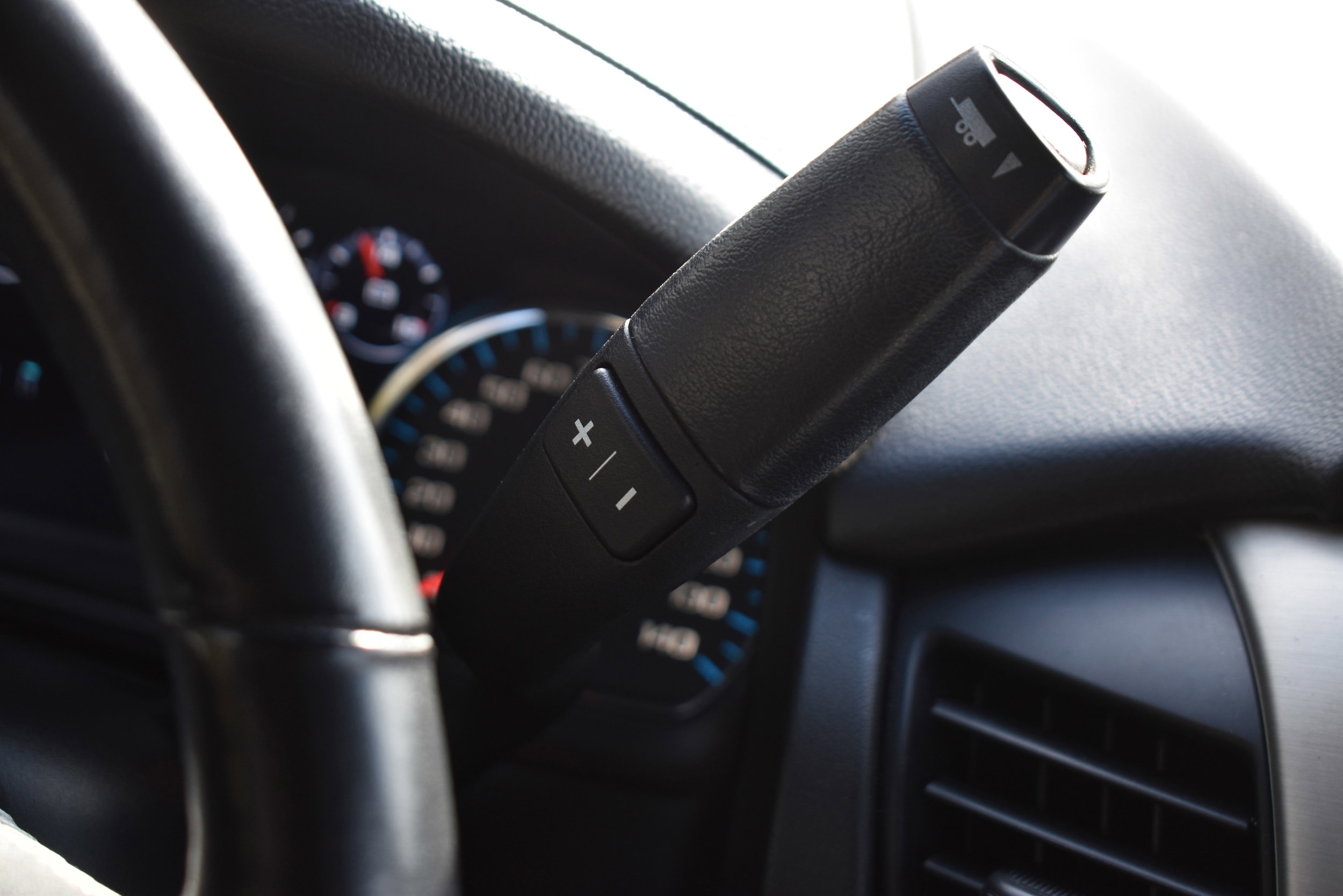 2019 GMC Yukon Denali - Photo 34