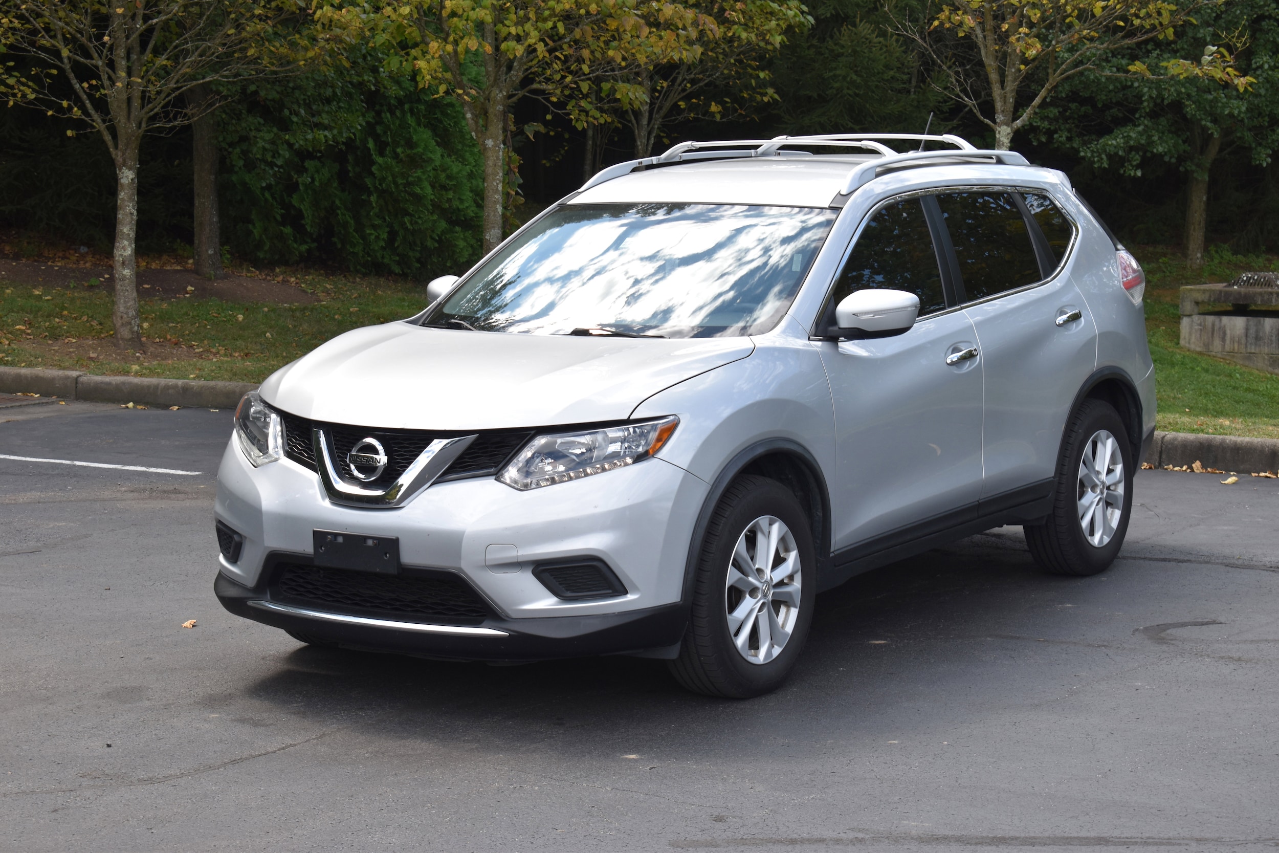 Used 2015 Nissan Rogue SV with VIN KNMAT2MV3FP529830 for sale in Florence, KY