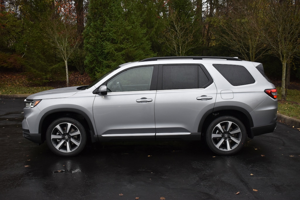 New 2025 Honda Pilot Elite SUV