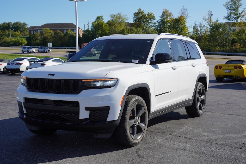 Used 2021 Jeep Grand Cherokee L Laredo SUV