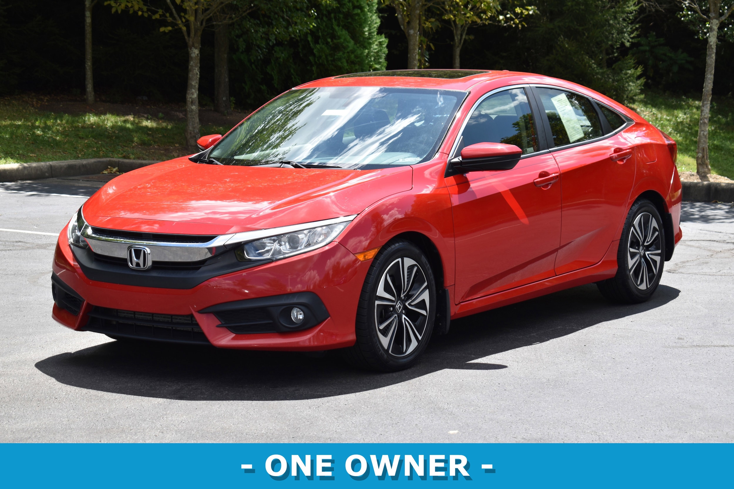 2018 Honda Civic EX-T photo 3