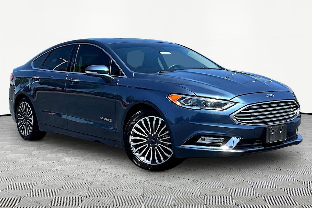 Used 2018 Ford Fusion Hybrid Sedan