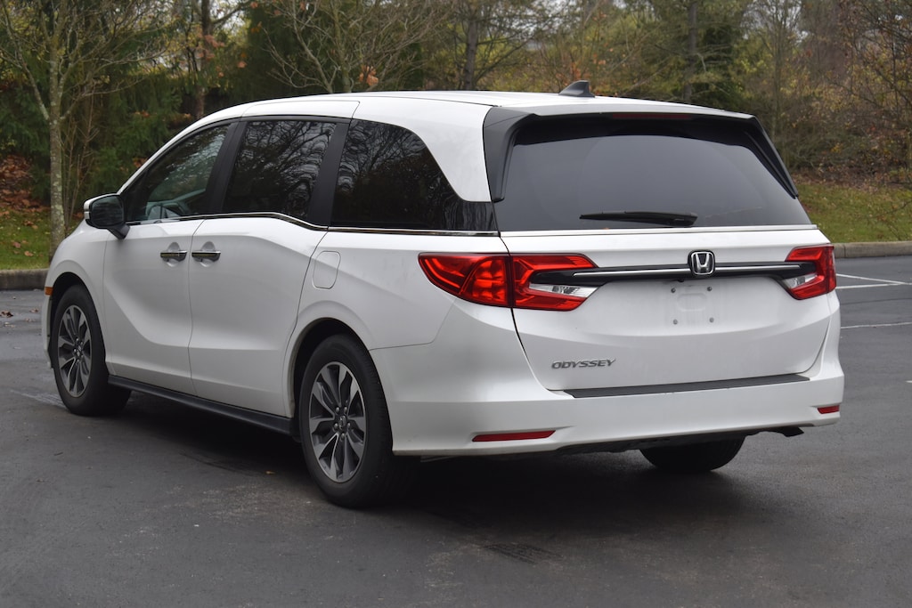 Used 2024 Honda Odyssey EX-L Van