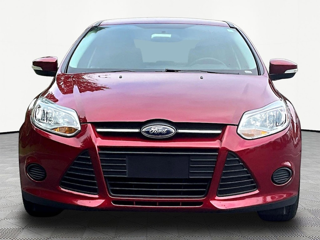 Used 2014 Ford Focus SE Sedan