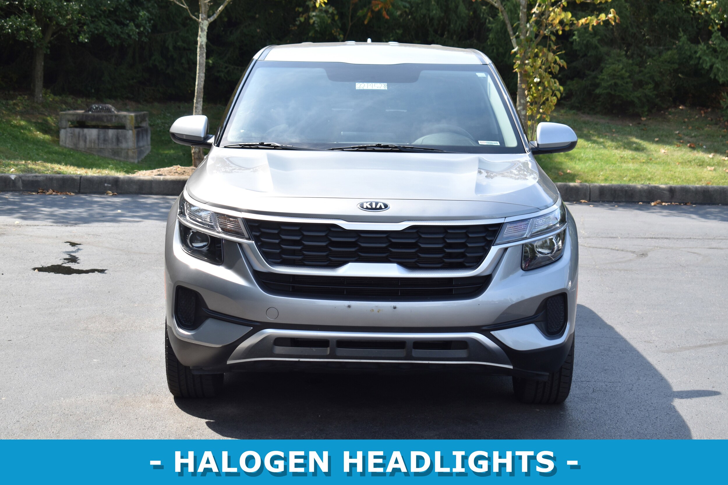 2021 Kia Seltos LX photo 2