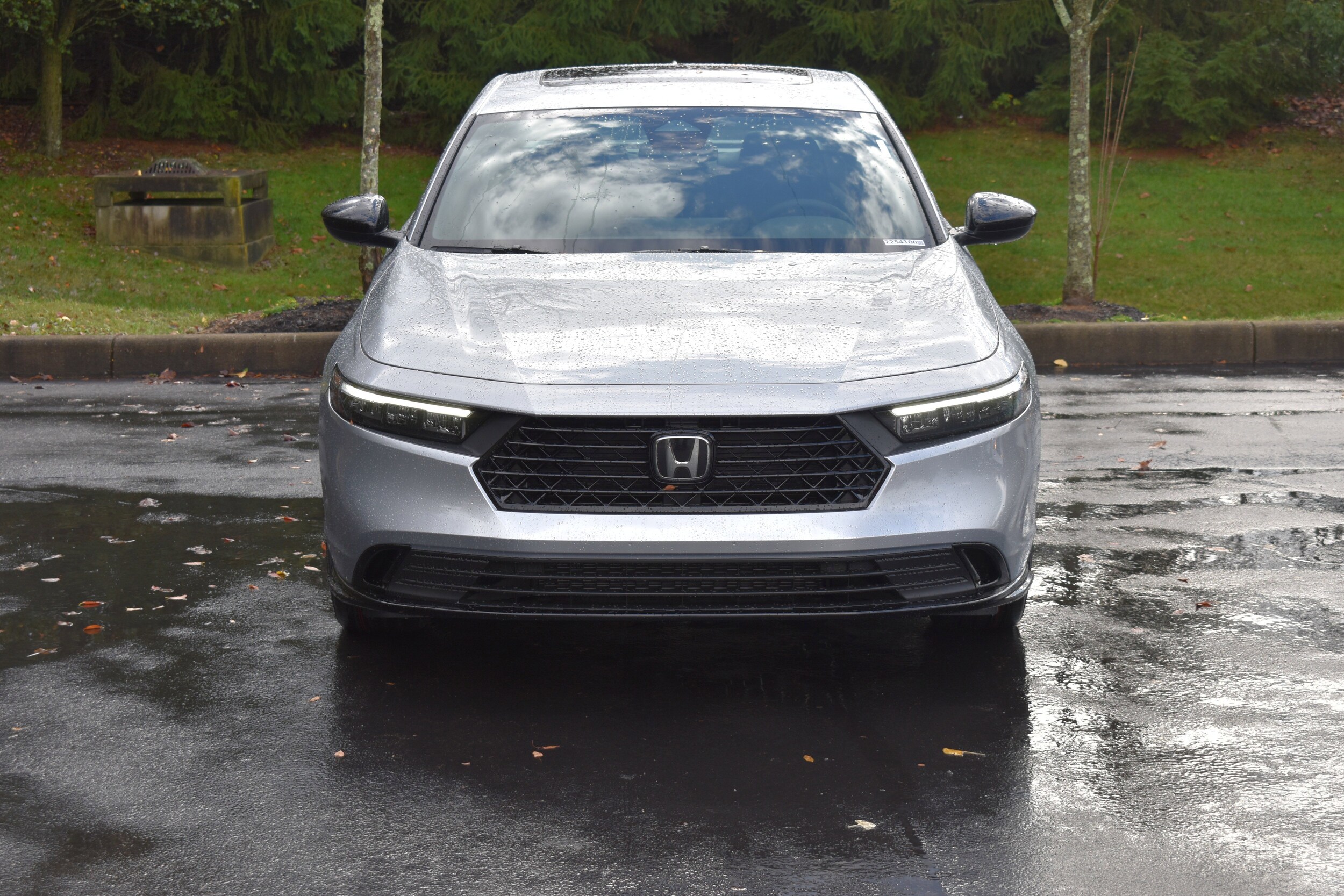2025 Honda Accord Hybrid Sport-L photo 2