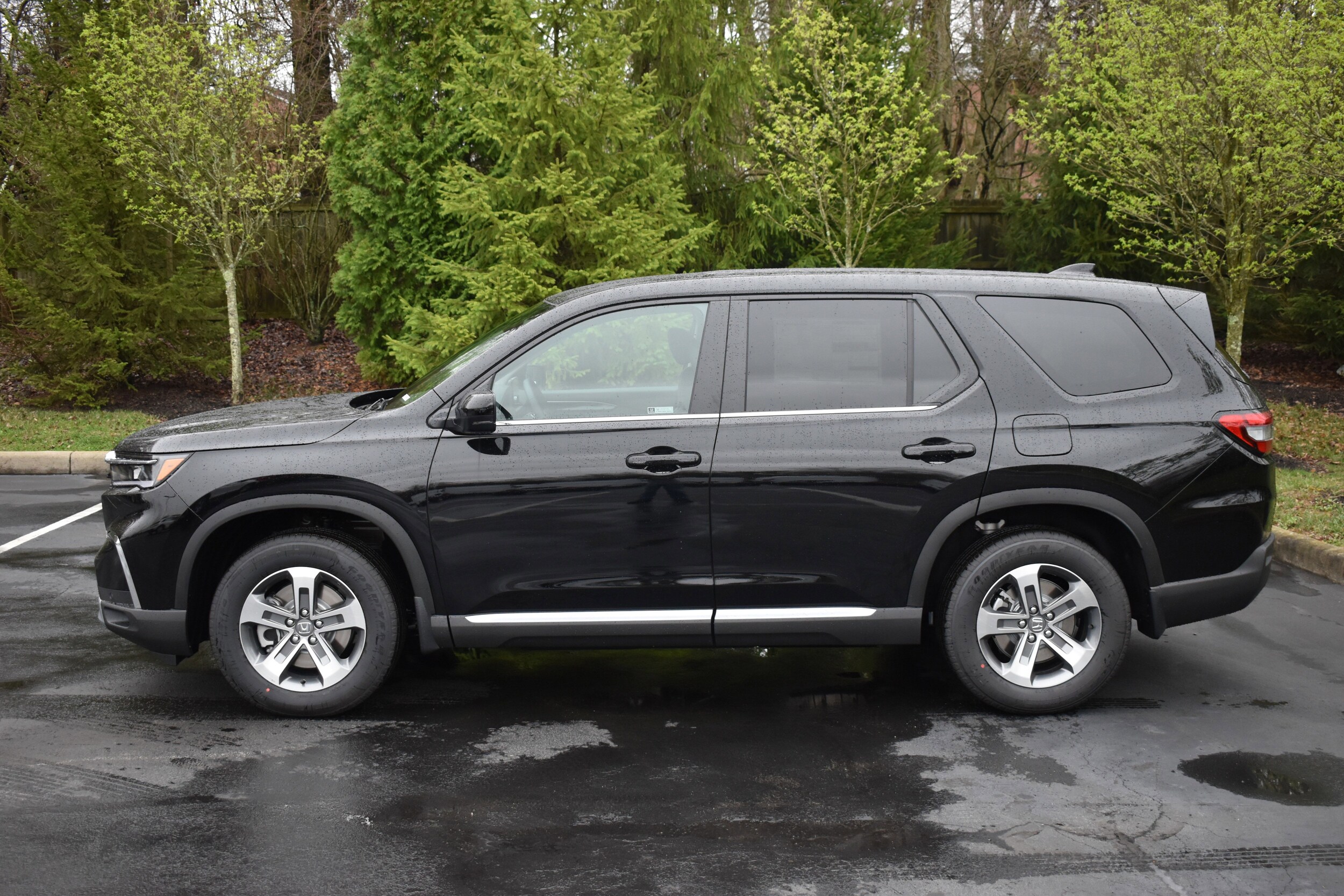 2025 Honda Pilot EX-L photo 4