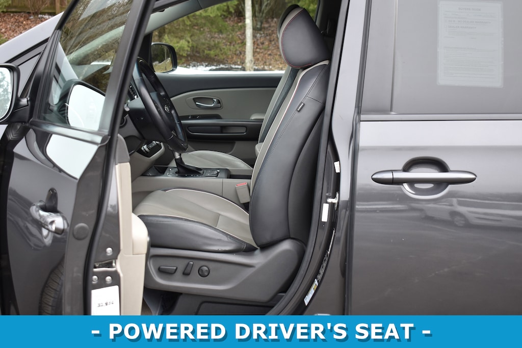 Used 2018 Kia Sedona LX Van Passenger Van