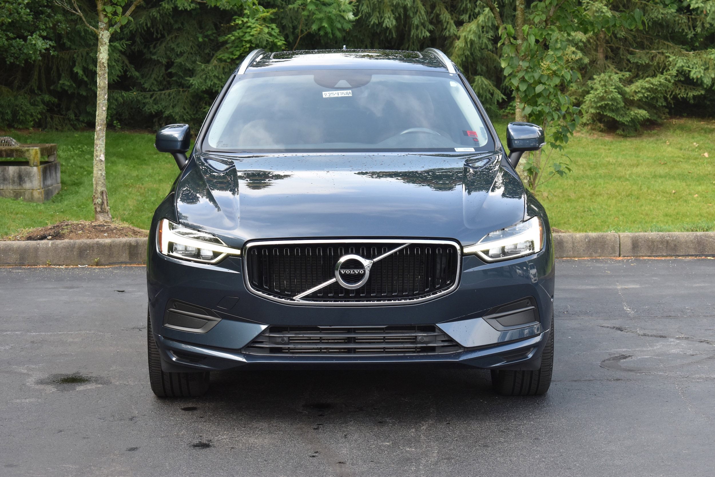 Used 2019 Volvo XC60 Momentum with VIN LYV102RK5KB308386 for sale in Florence, KY