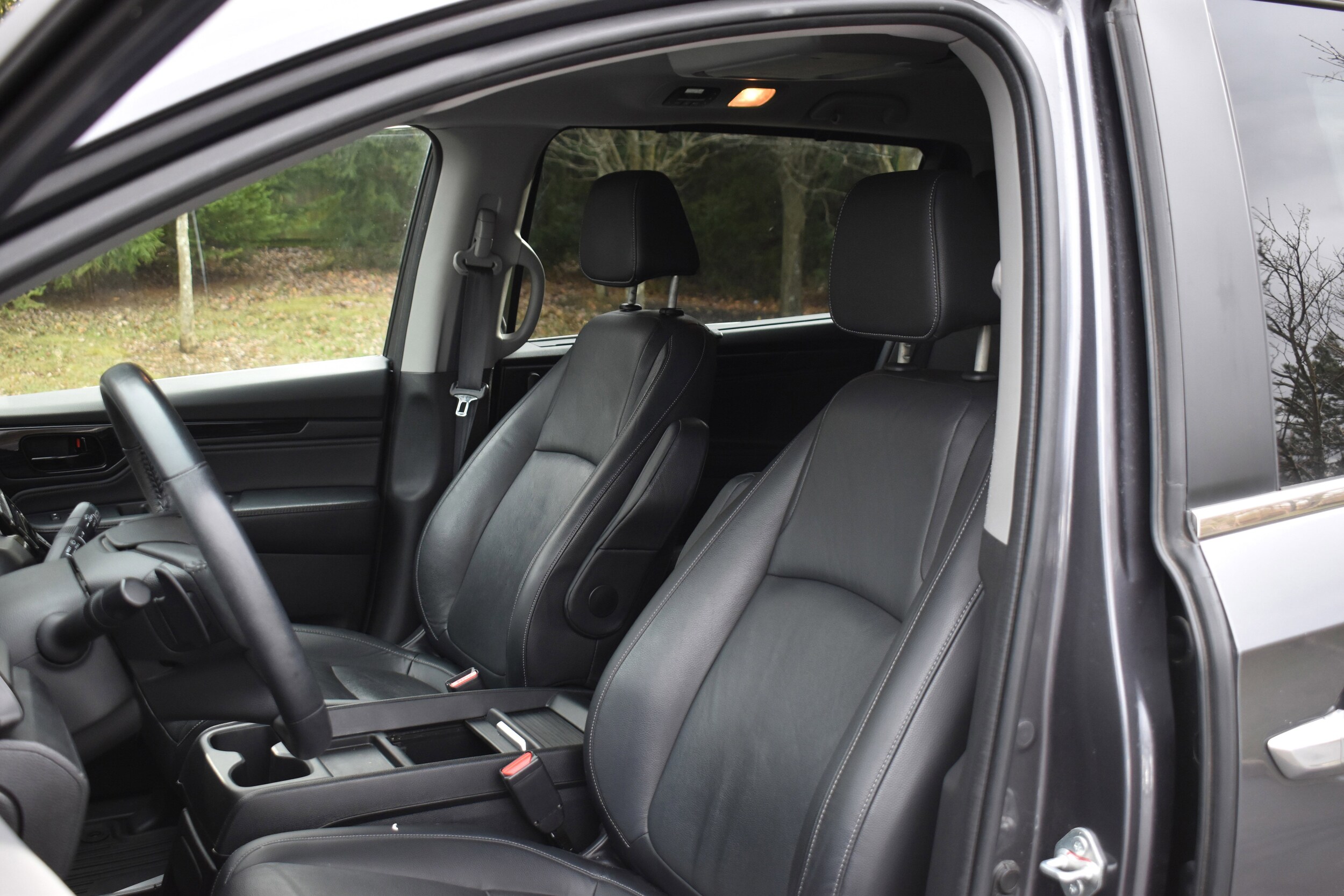 2023 Honda Odyssey Touring photo 3