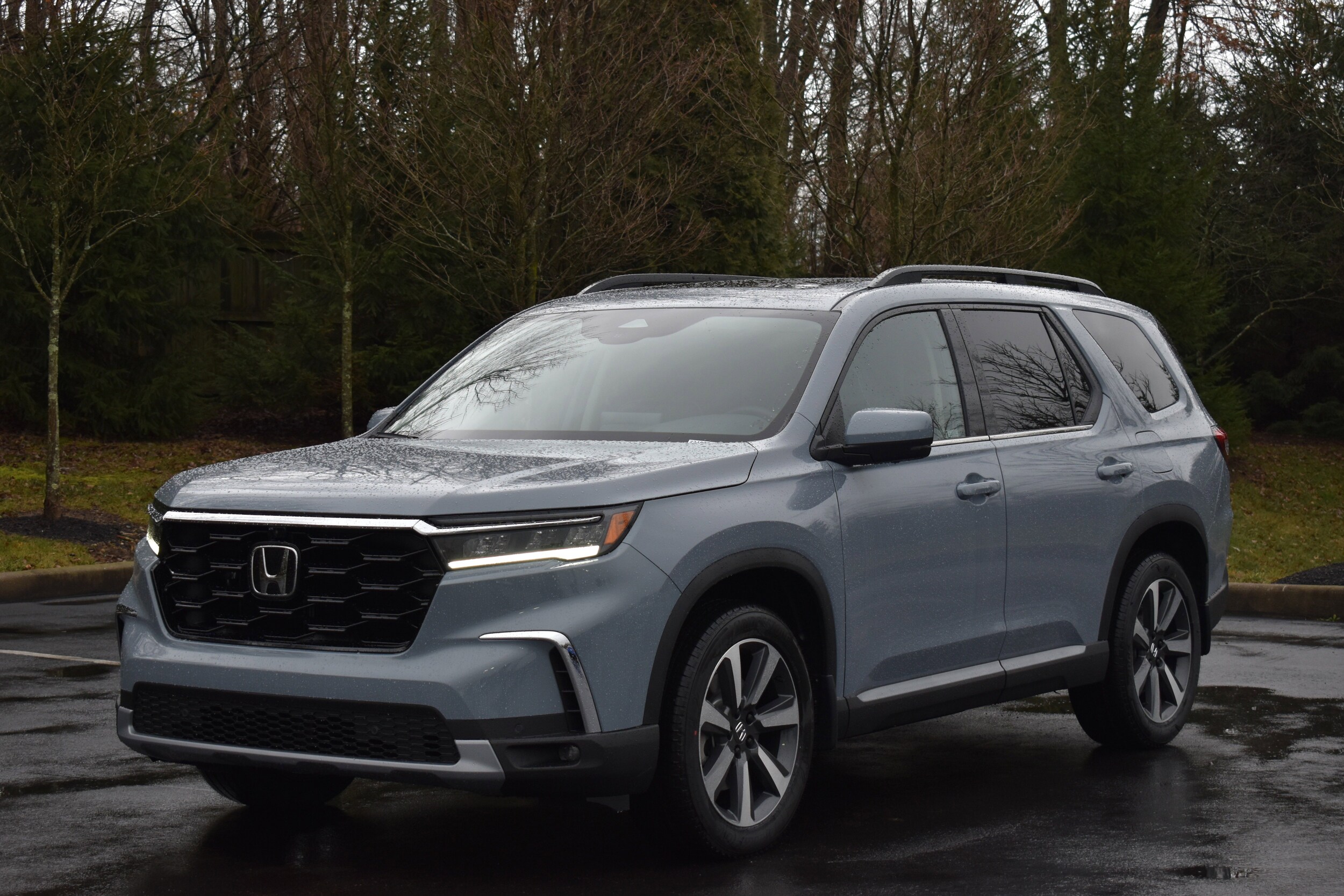 2025 Honda Pilot Elite photo 3