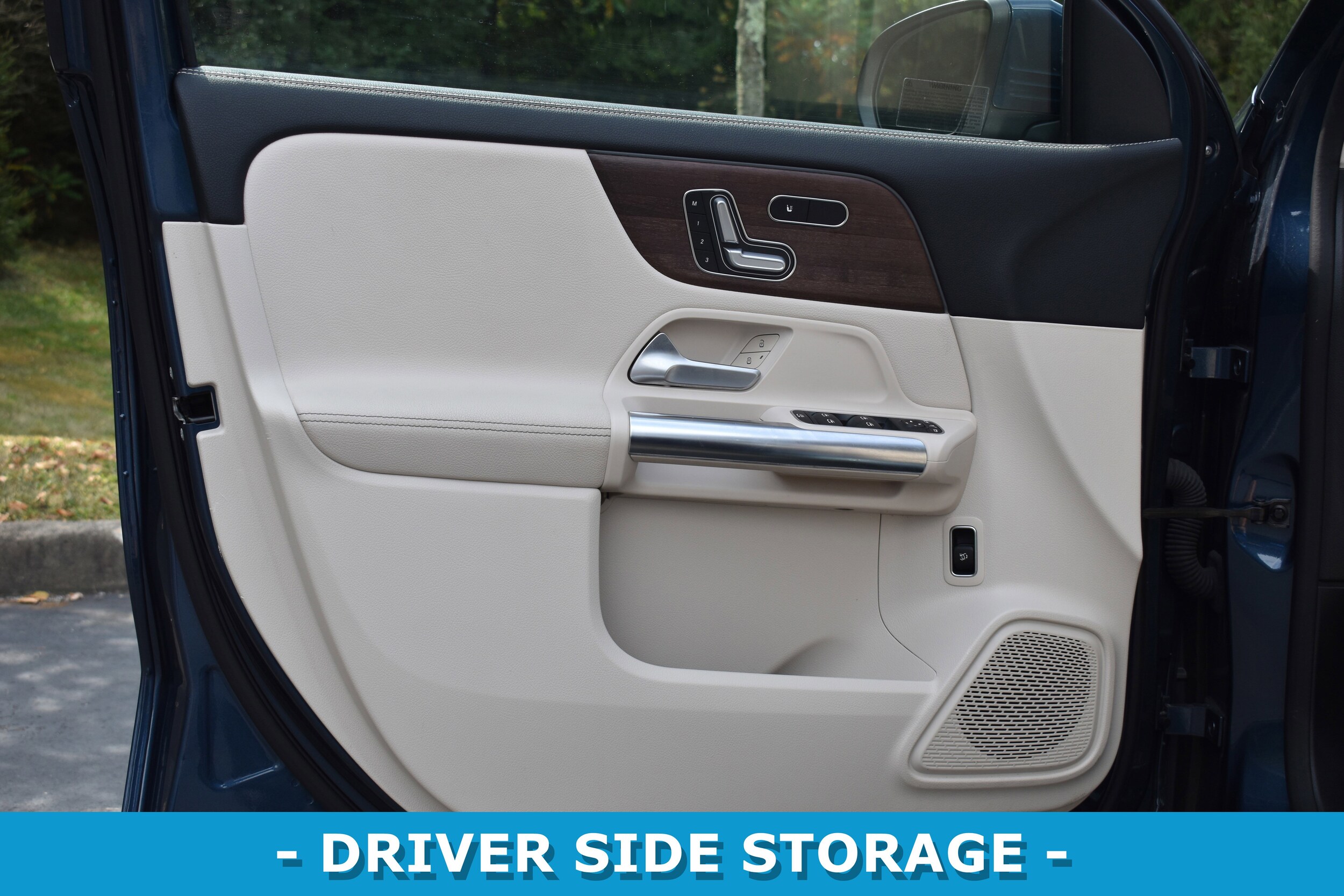 2022 Mercedes Benz GLA 250 photo 4