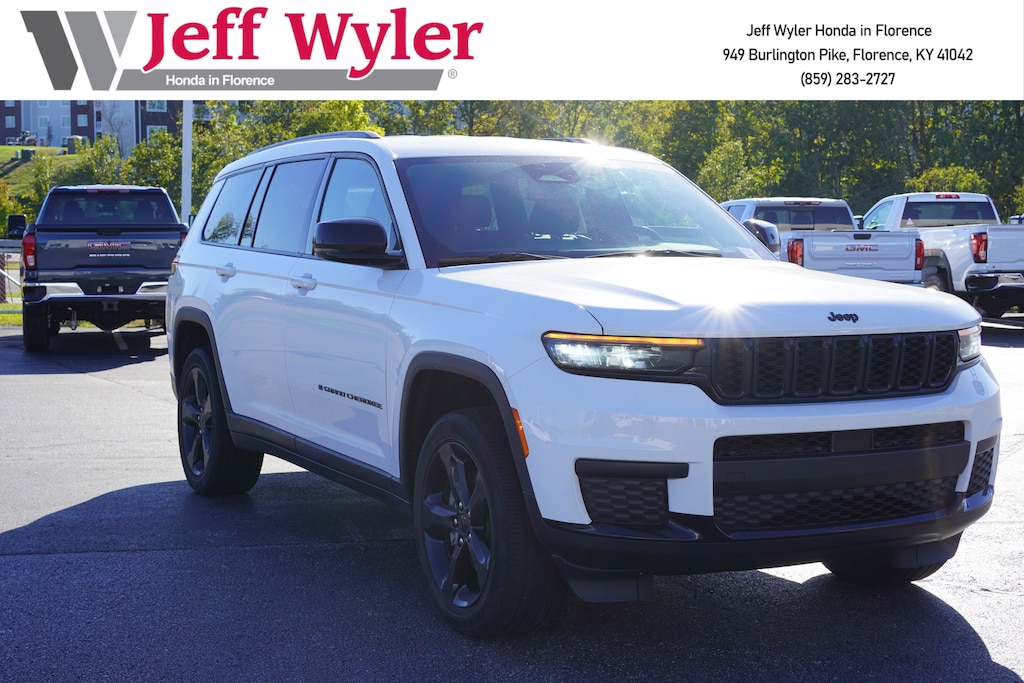 Used 2021 Jeep Grand Cherokee L Laredo SUV