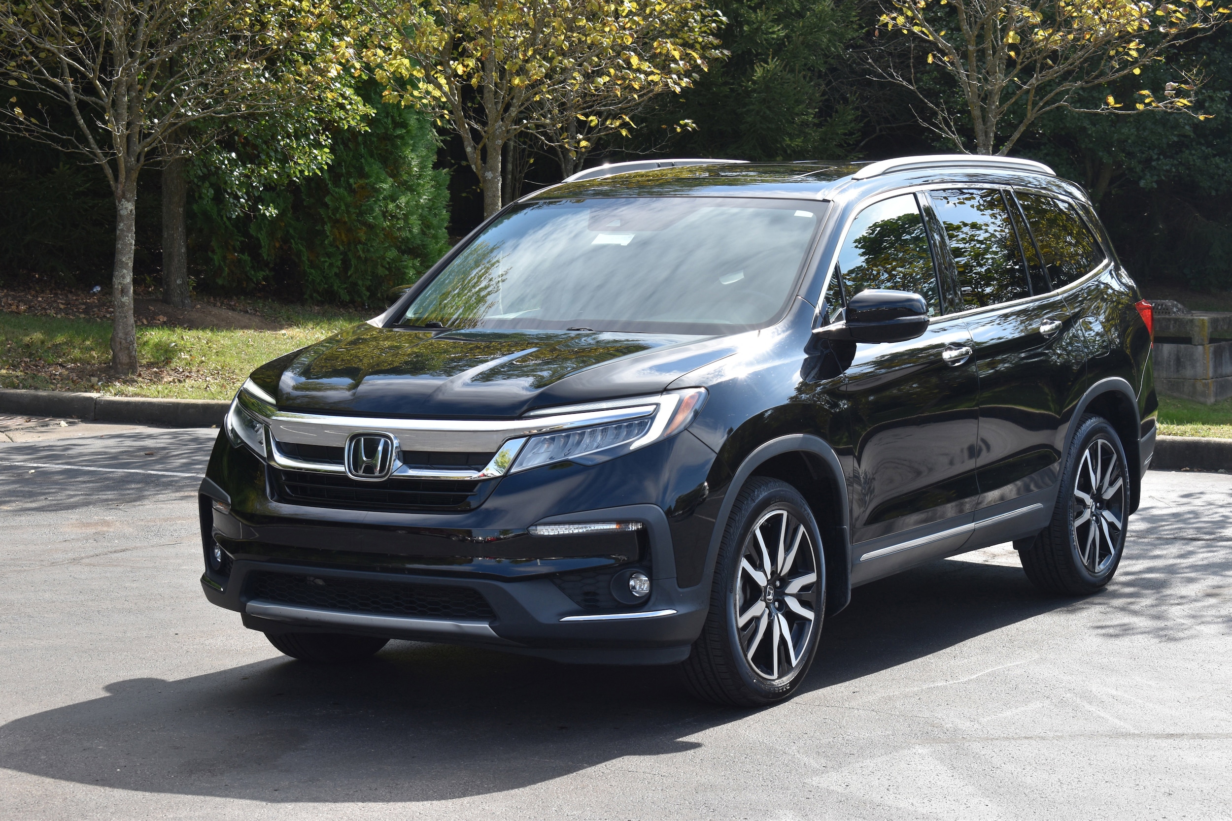 2021 Honda Pilot Touring photo 3