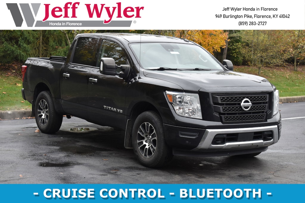 Used 2020 Nissan Titan SV Truck Crew Cab