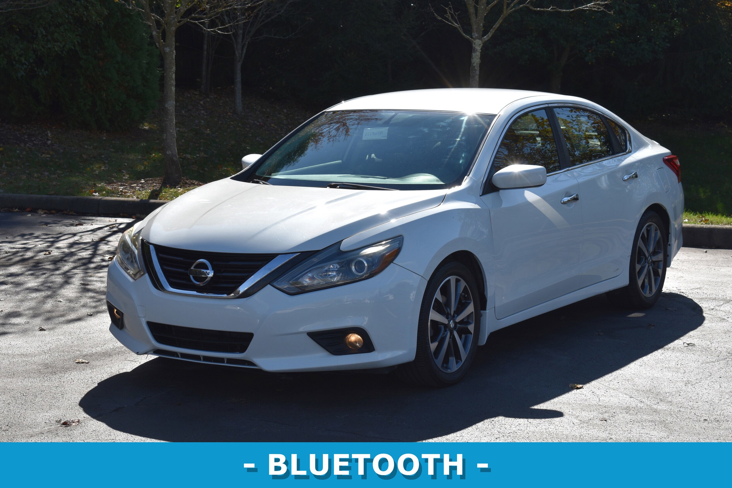 2017 Nissan Altima 2.5 SR photo 3