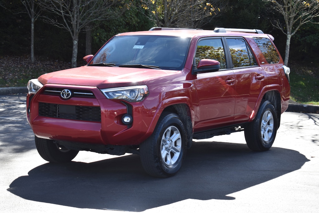 Used 2024 Toyota 4Runner SR5 SUV
