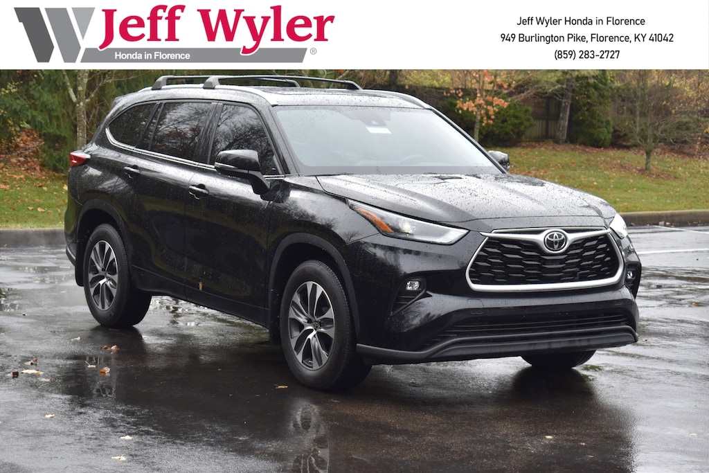 Used 2022 Toyota Highlander XLE SUV