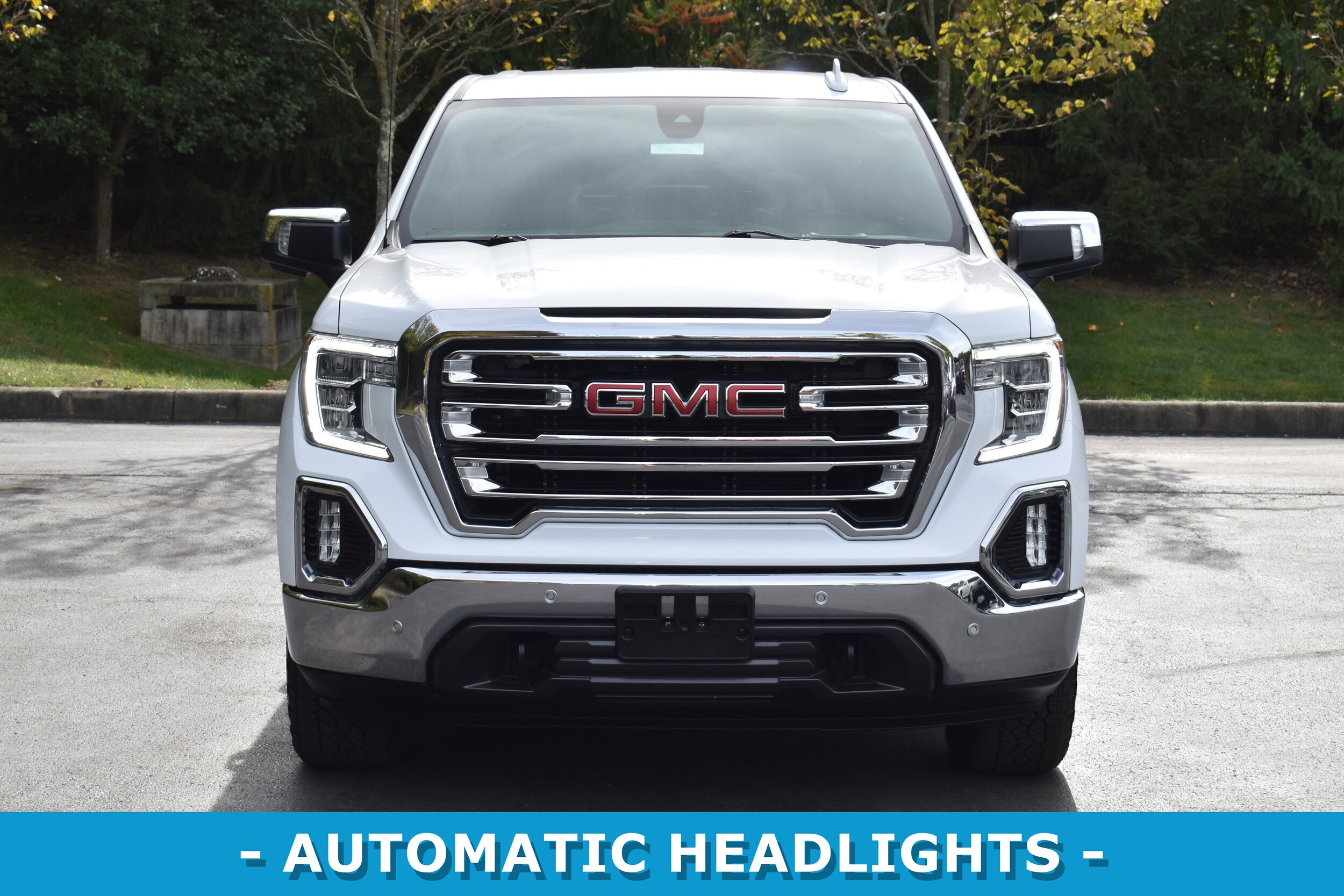 2021 Gmc Sierra 1500 SLT photo 2