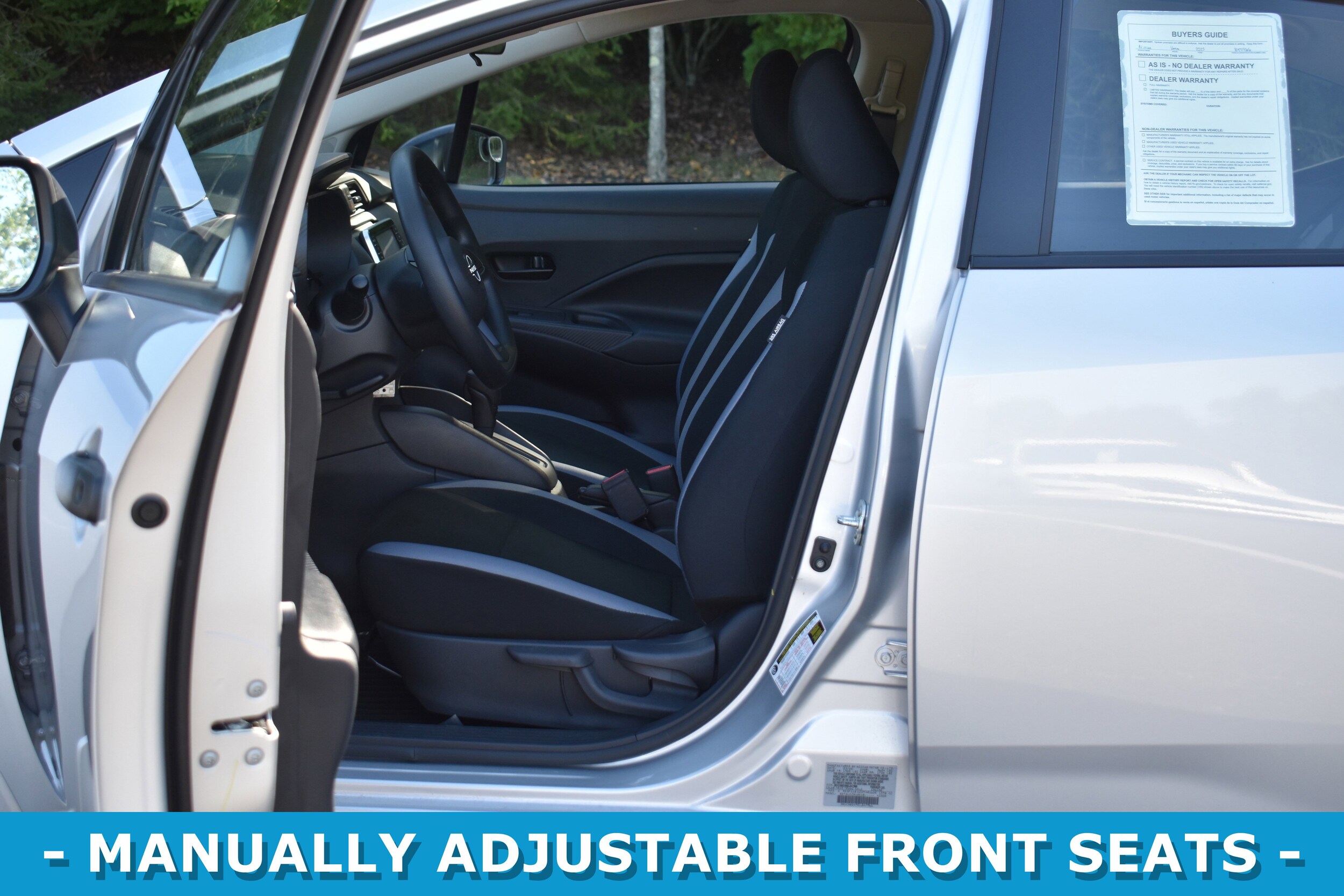 2025 Nissan Versa 1.6 S photo 3