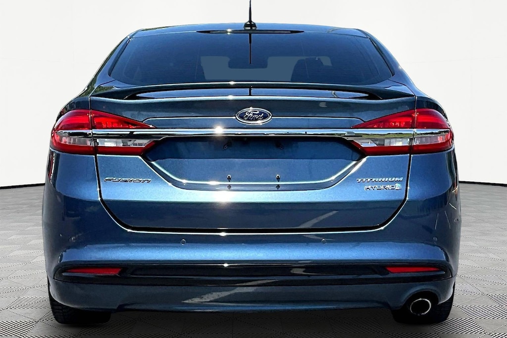 Used 2018 Ford Fusion Hybrid Sedan