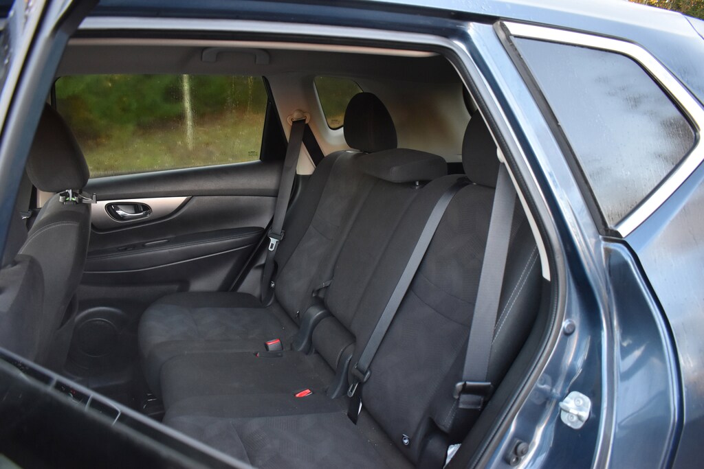 Used 2016 Nissan Rogue SV SUV