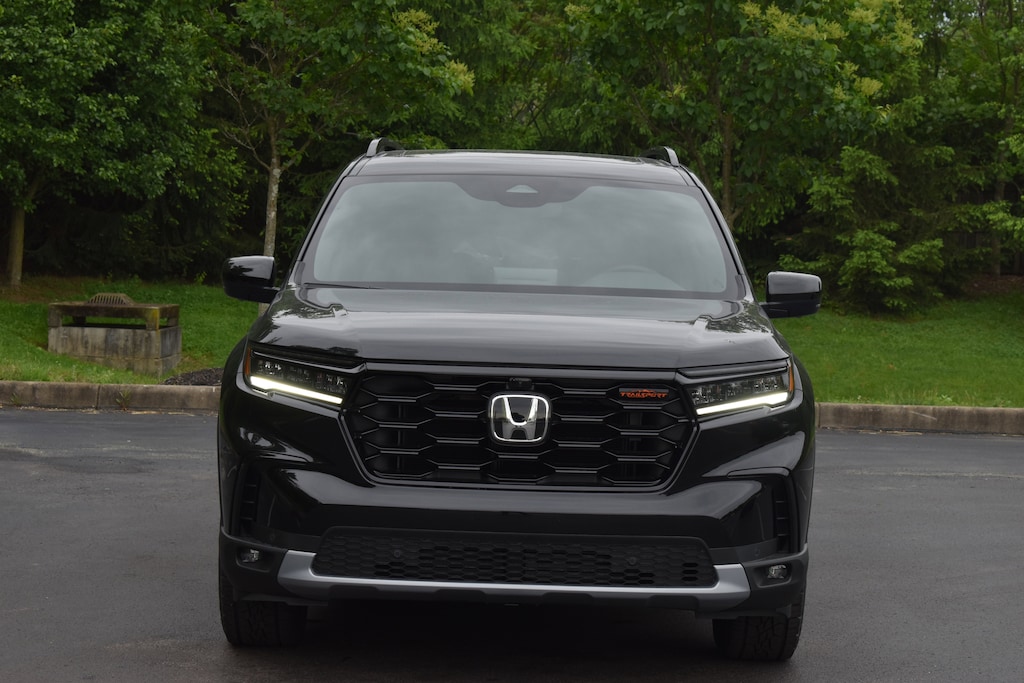 New 2025 Honda Pilot TrailSport SUV