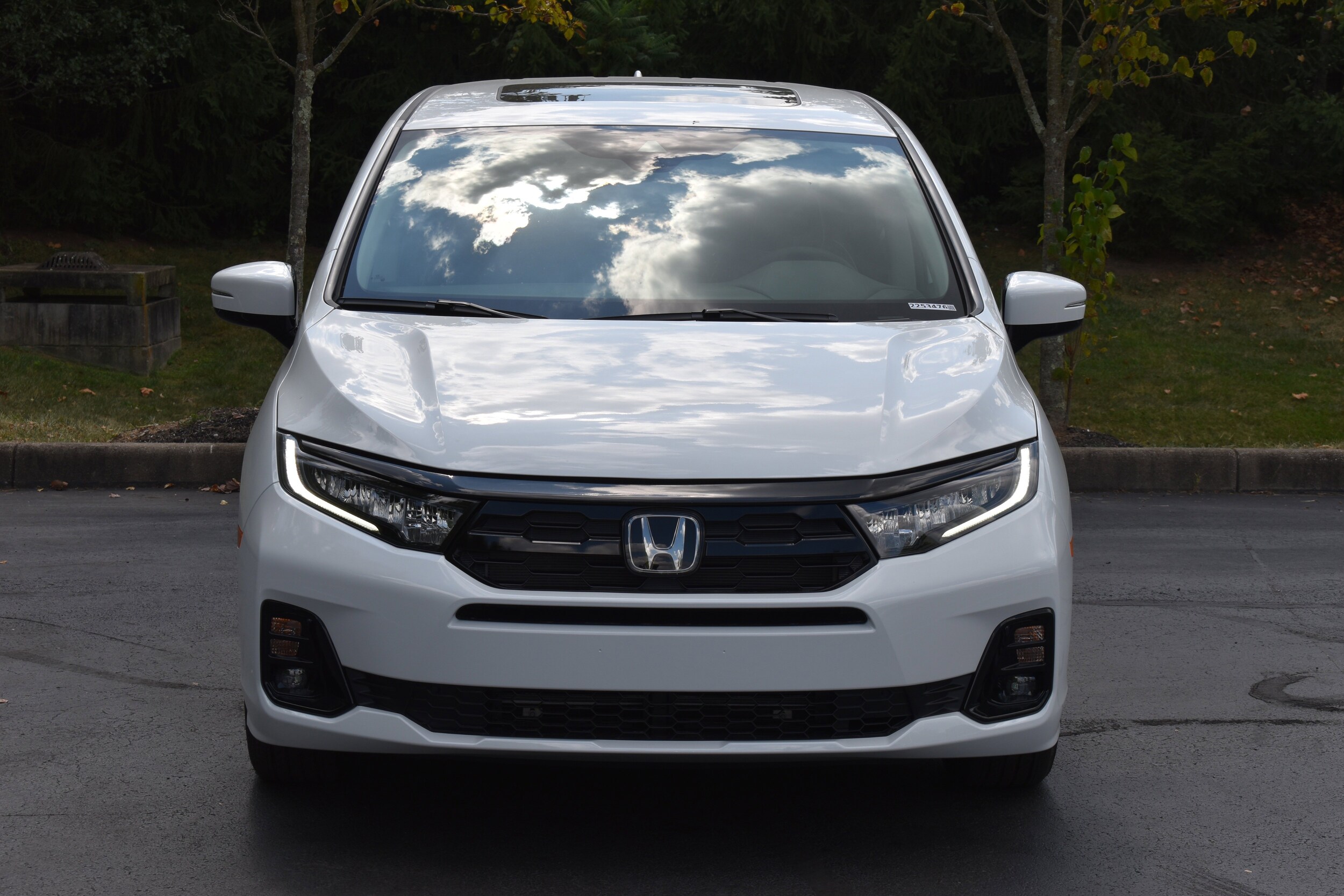 2026 Honda Odyssey Elite photo 2