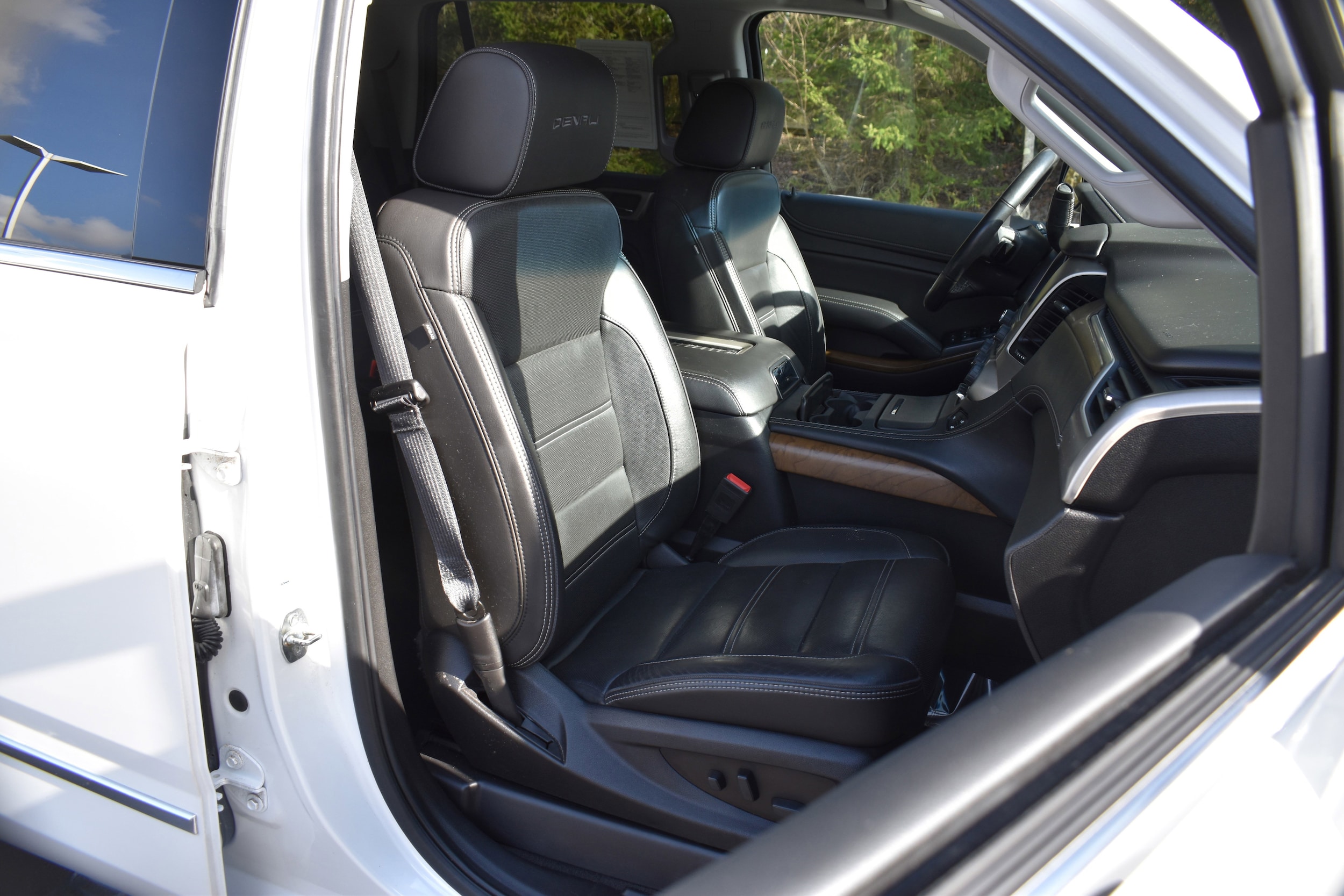 2019 GMC Yukon Denali - Photo 38