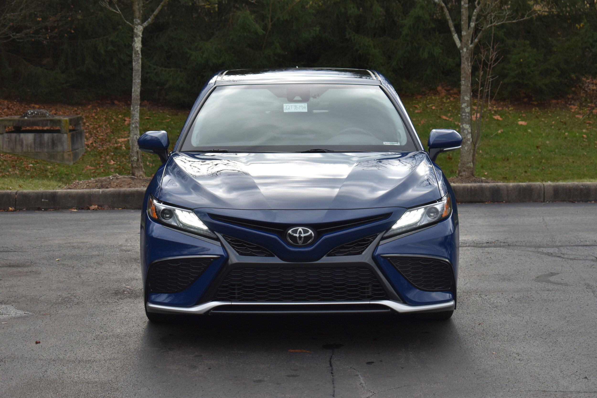 2023 Toyota Camry XSE V6 photo 2