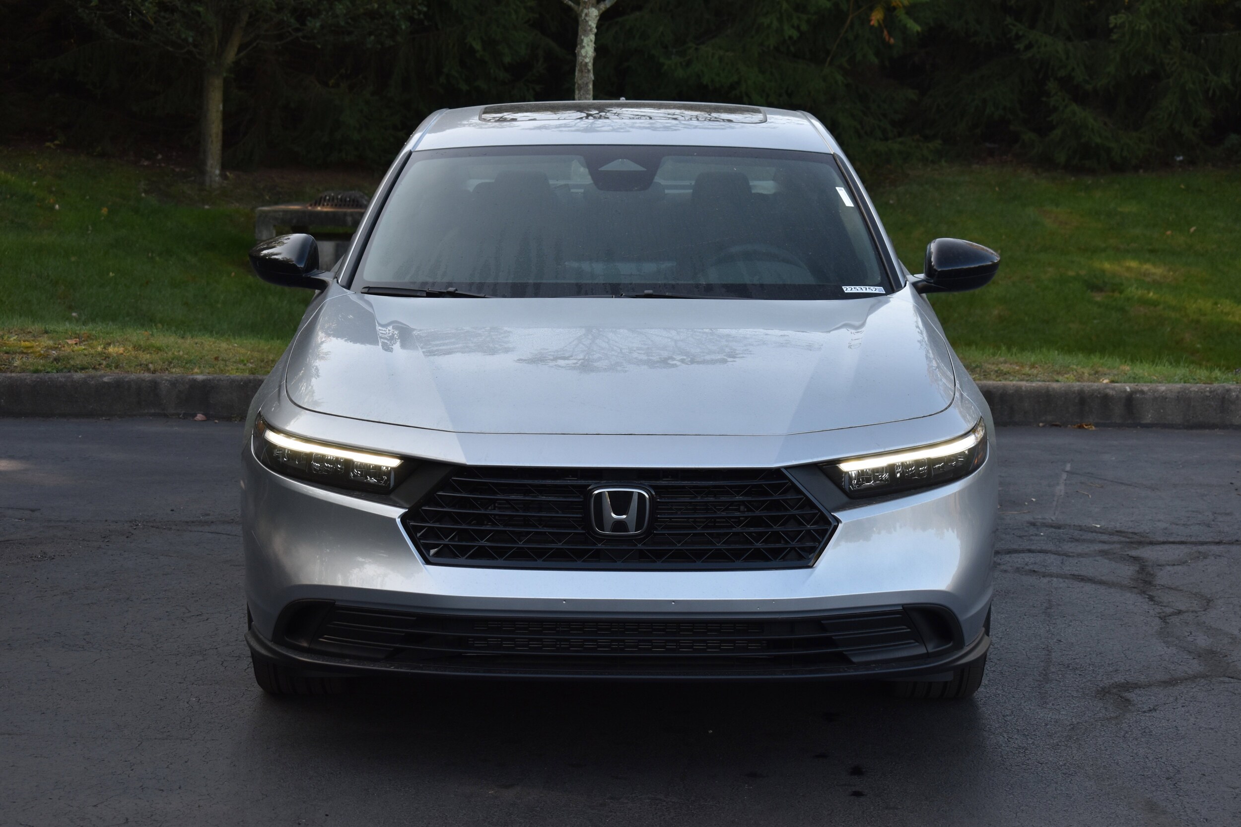 2025 Honda Accord Hybrid Sport photo 2