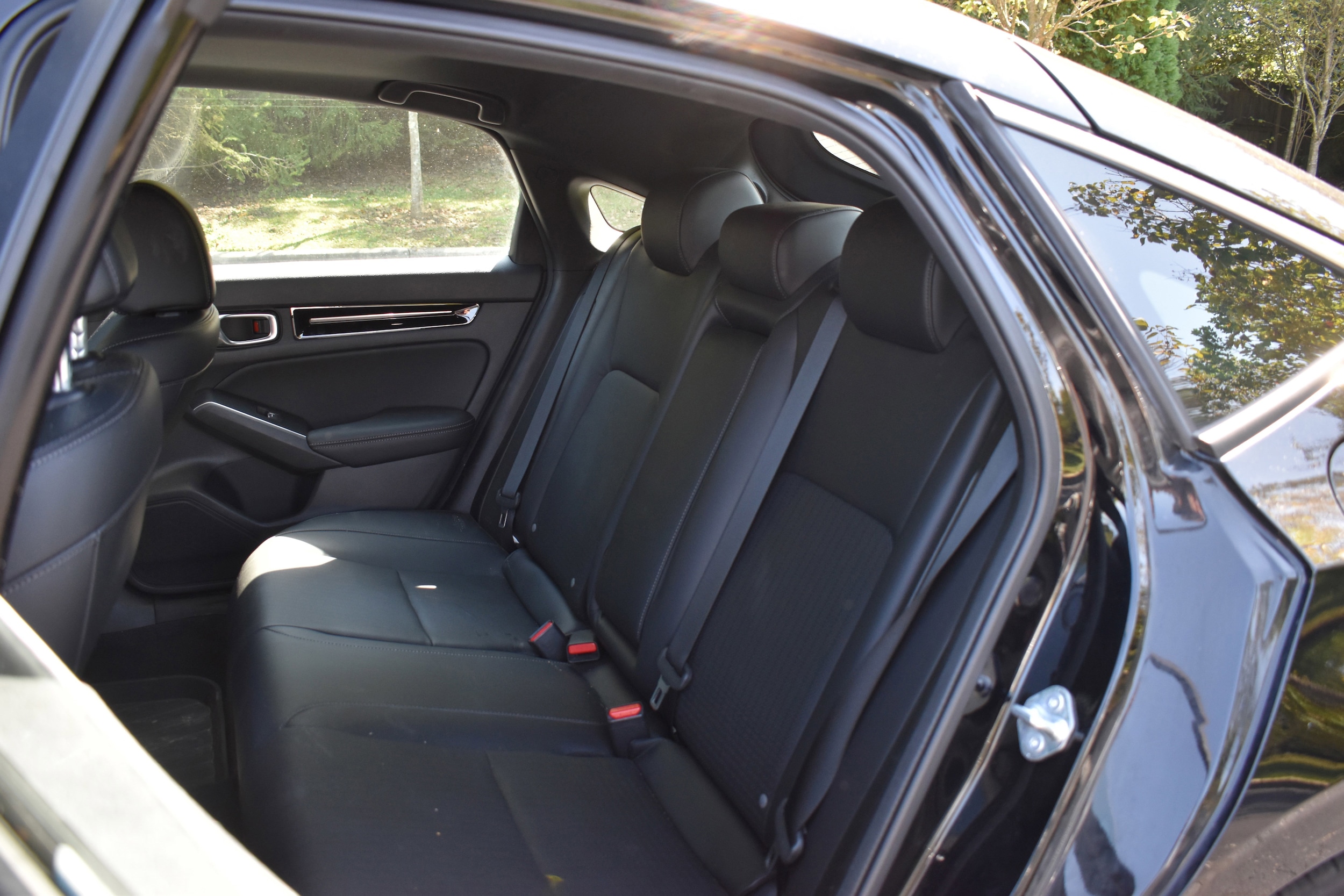 2022 Honda Civic Sport Touring Hatchback photo 4