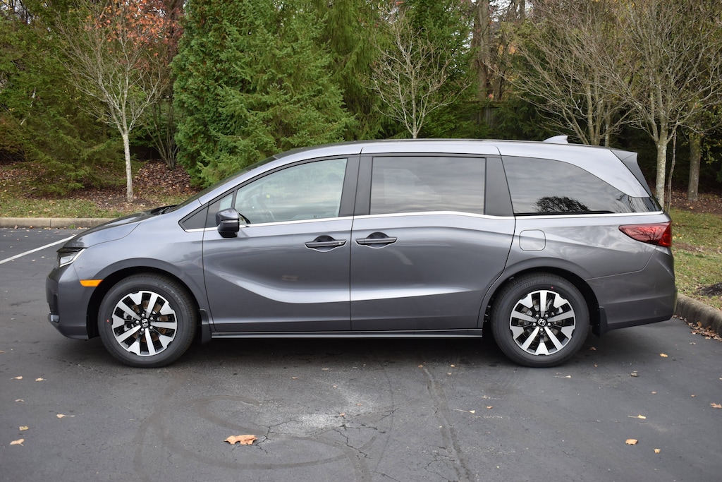 New 2026 Honda Odyssey EX-L Van Passenger
