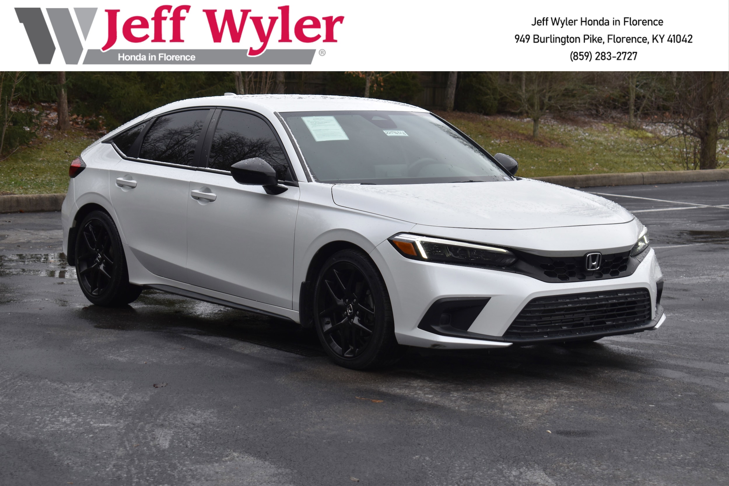 2023 Honda Civic Hatchback Sport's photo