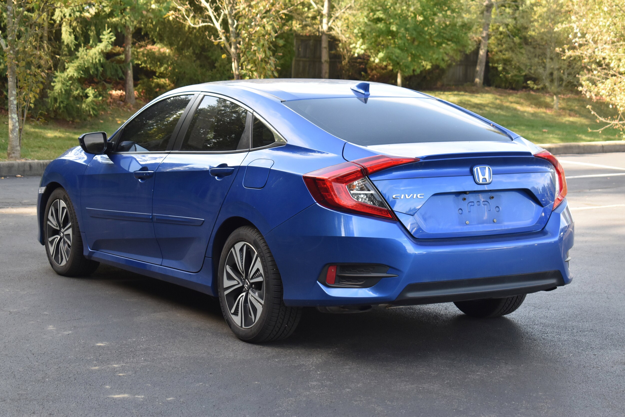 2017 Honda Civic EX-L photo 4