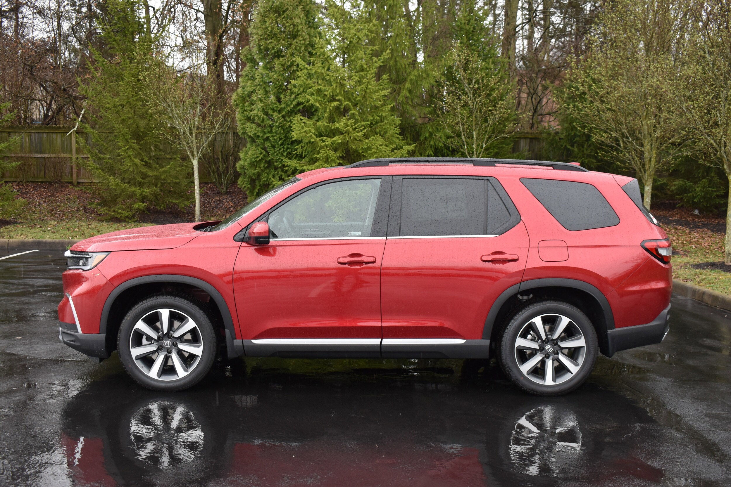 2025 Honda Pilot Elite photo 4