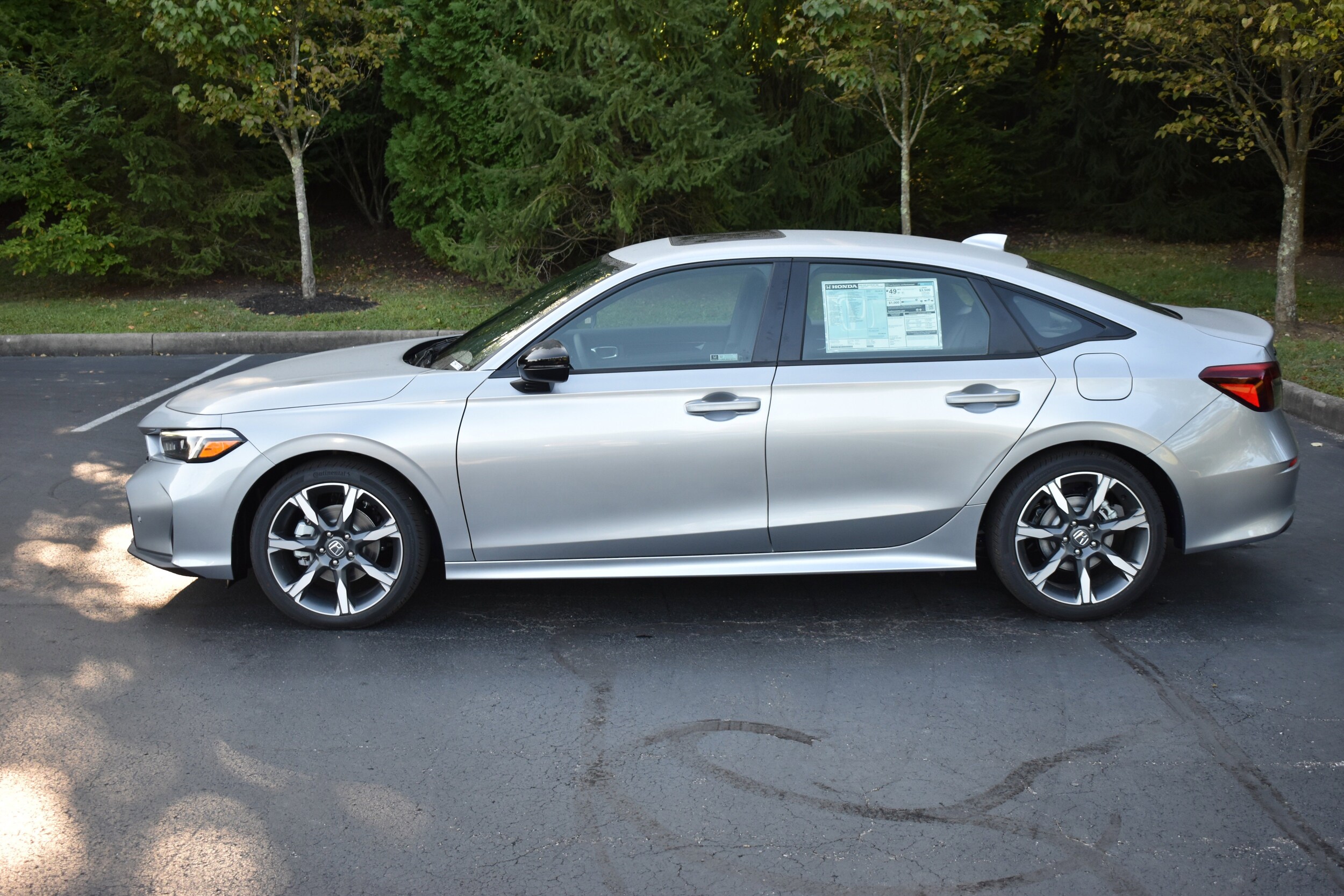 2026 Honda Civic Hybrid Sport Touring photo 4