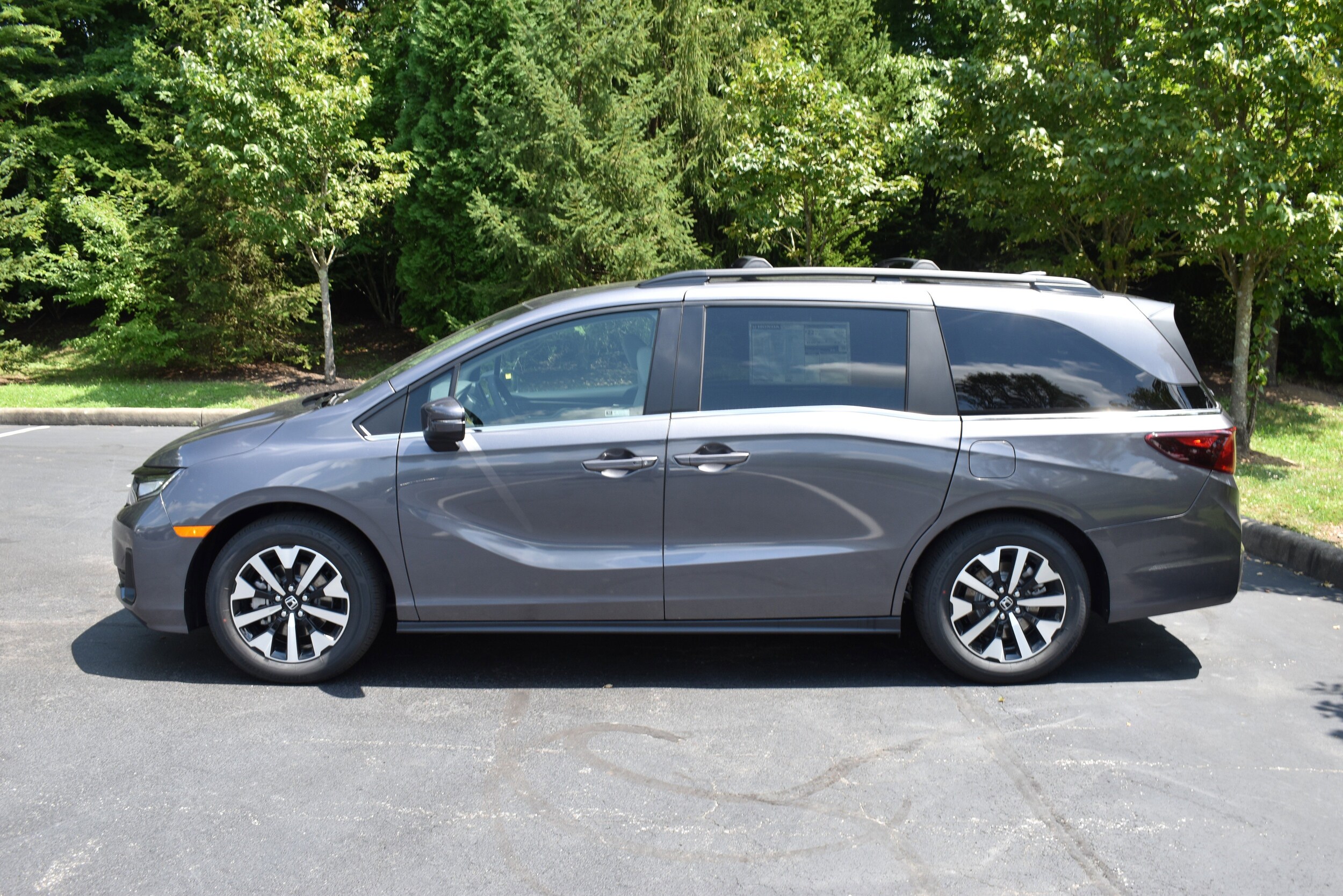 2026 Honda Odyssey EX-L photo 4