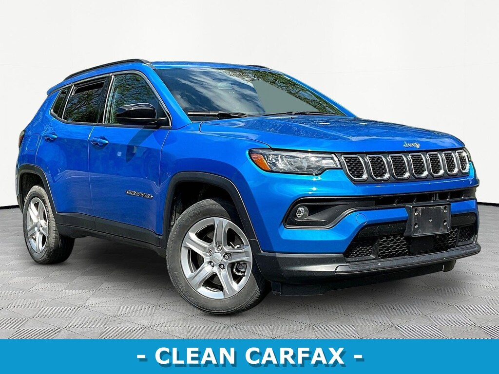 Used 2024 Jeep Compass Latitude SUV