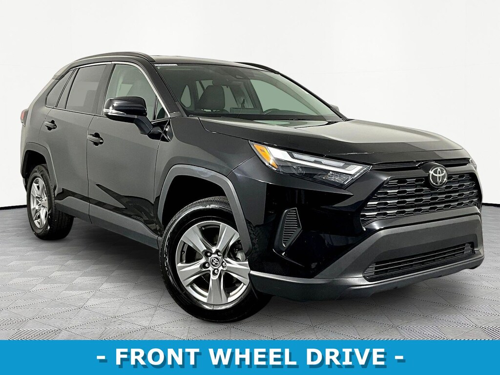 Used 2024 Toyota RAV4 XLE SUV