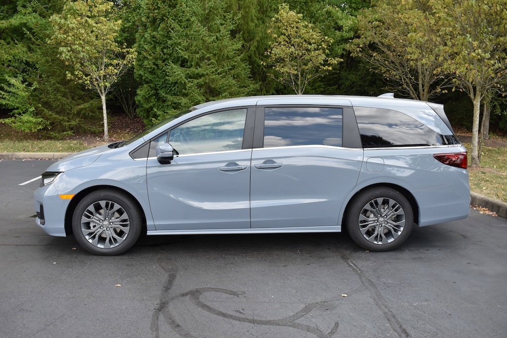 New 2026 Honda Odyssey Touring Van Passenger
