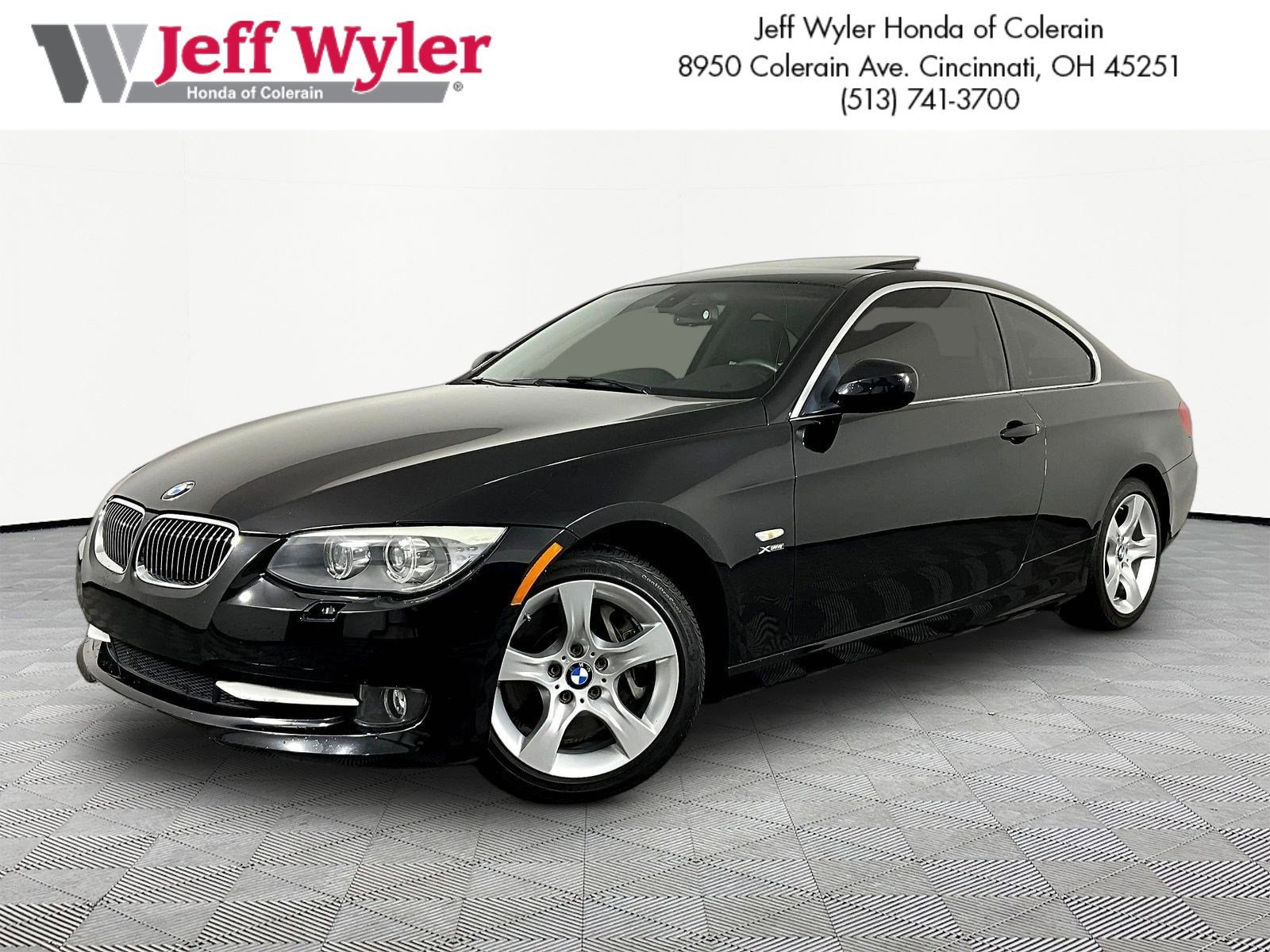 2011 BMW 3 Series 335i xDrive Coupe's photo