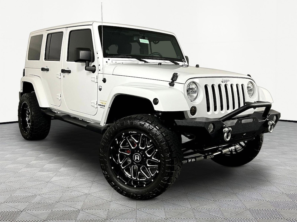 Used 2013 Jeep Wrangler Unlimited 4WD 4dr Sahara SUV