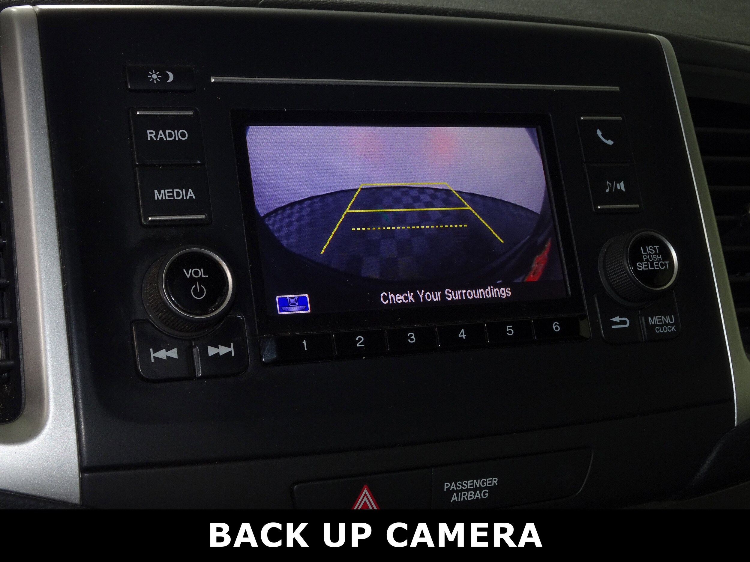 2018 Honda Pilot LX photo 4