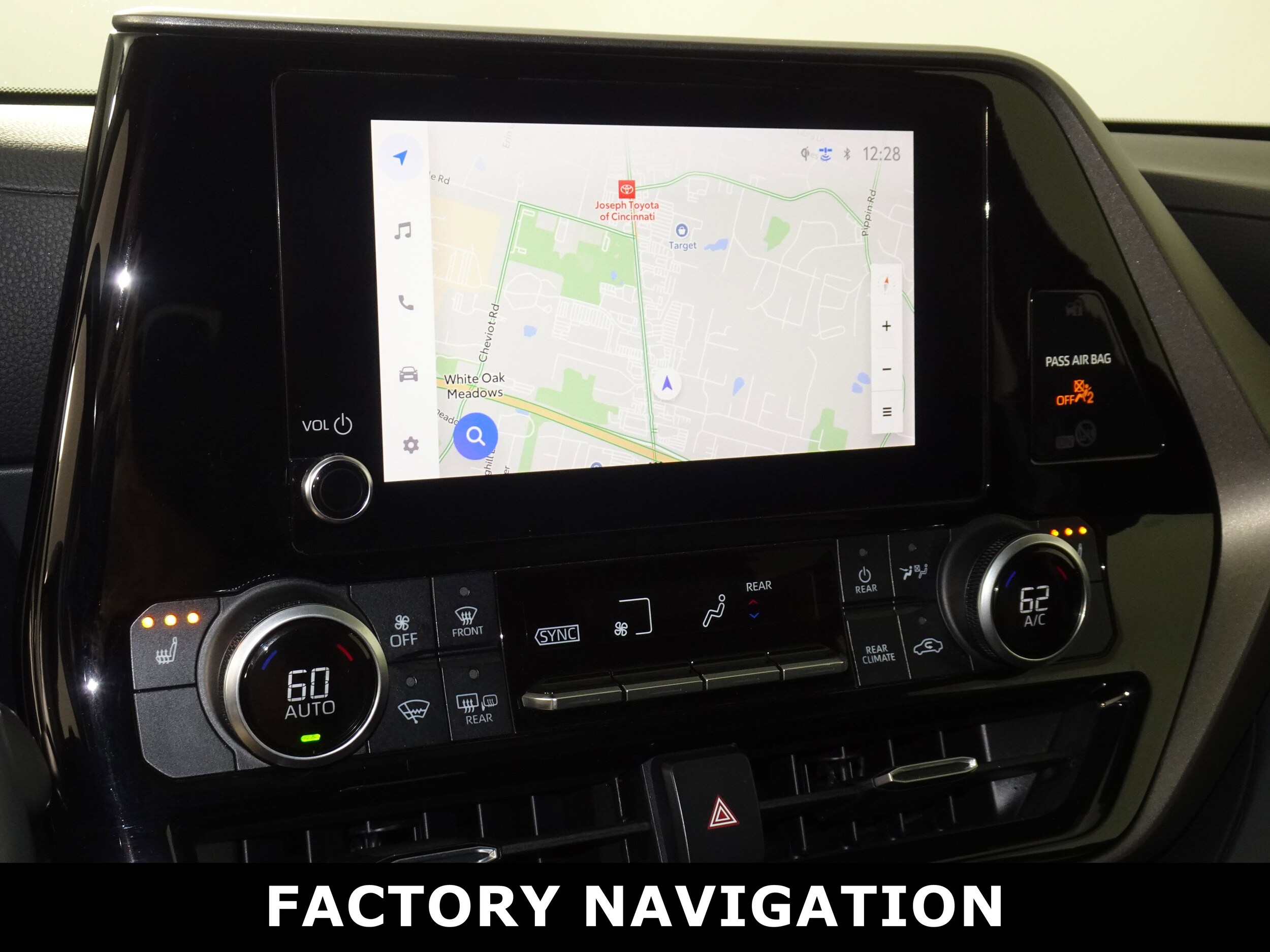 2023 Toyota Highlander XLE photo 4